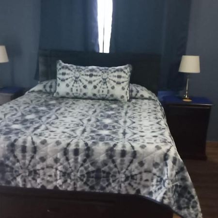 Bailey'S Bed And Breakfast รันอเวย์เบย์ ภายนอก รูปภาพ
