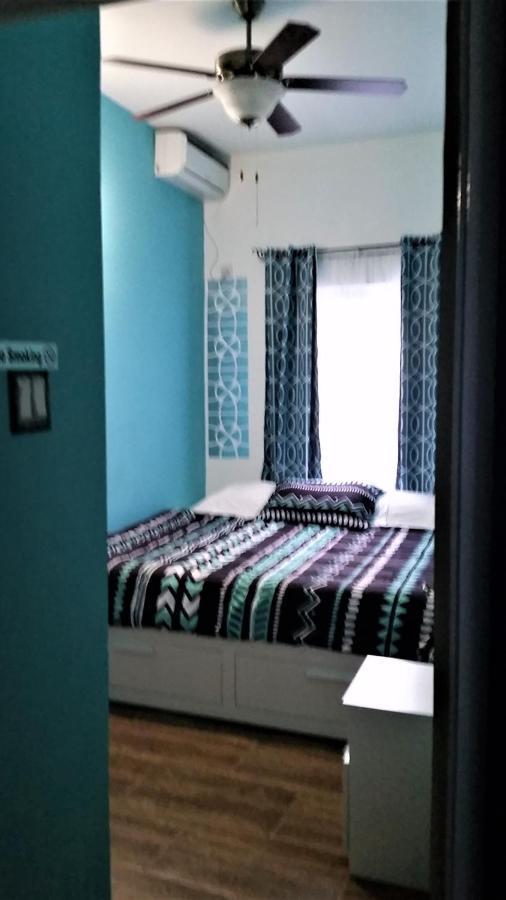 Bailey'S Bed And Breakfast รันอเวย์เบย์ ภายนอก รูปภาพ