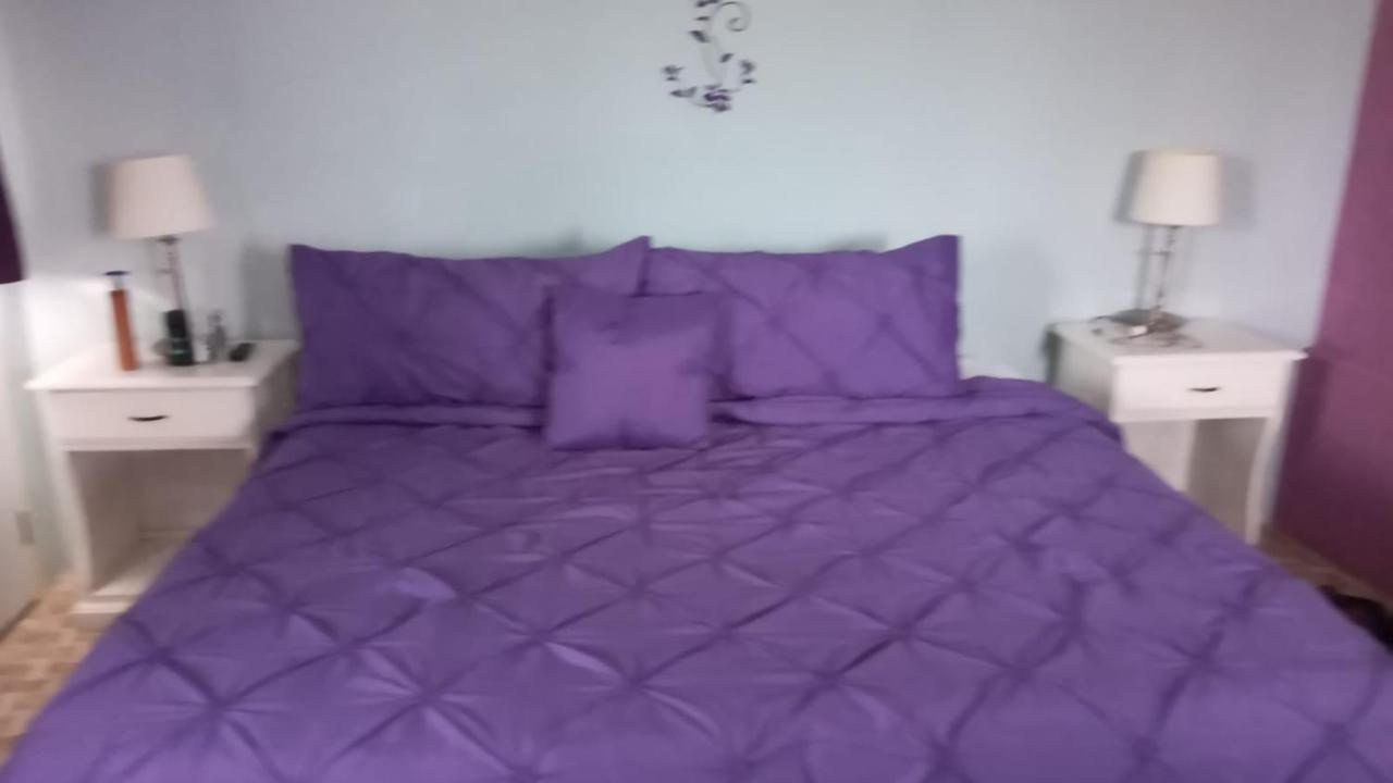 Bailey'S Bed And Breakfast รันอเวย์เบย์ ภายนอก รูปภาพ