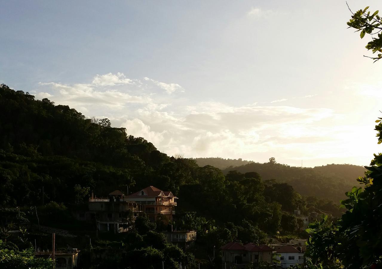 Bailey'S Bed And Breakfast รันอเวย์เบย์ ภายนอก รูปภาพ
